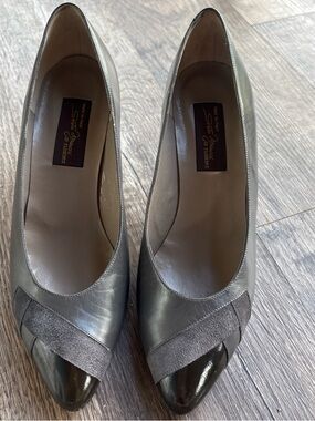 Sesto Meucci Black Leather Stiletto Pumps. Worn once